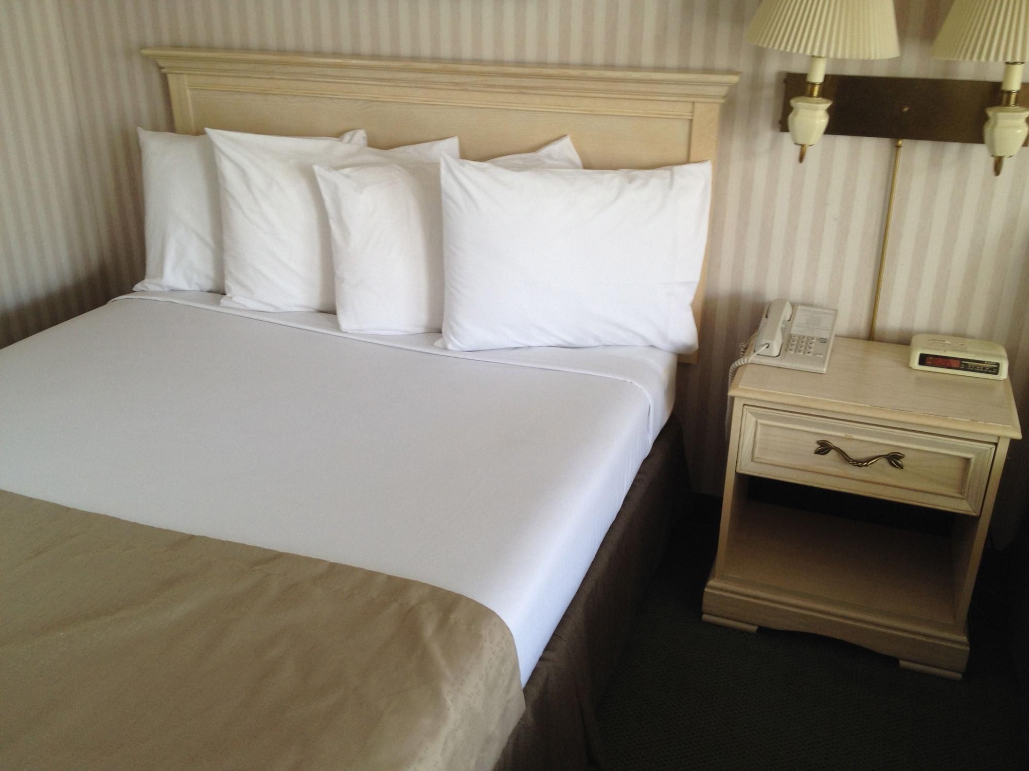 Hotel Parkside Bridgeview Mackinaw City