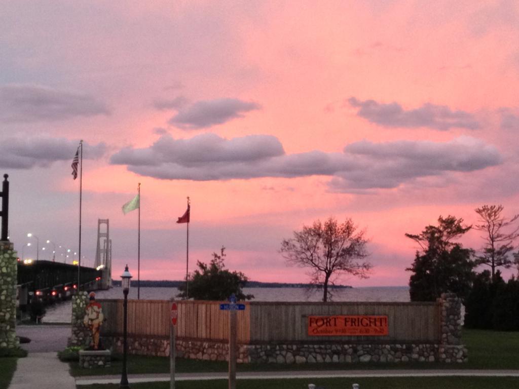 Parkside Bridgeview Mackinaw City