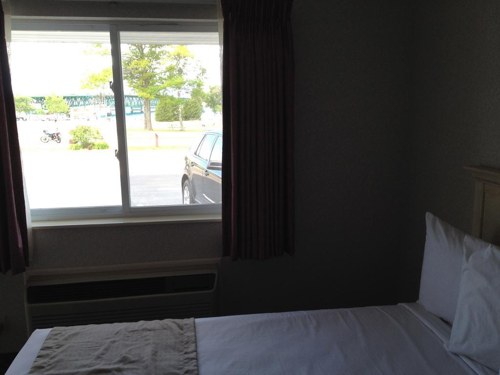 Hotel Parkside Bridgeview 3*